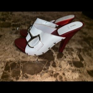 Bakers white leather heel!